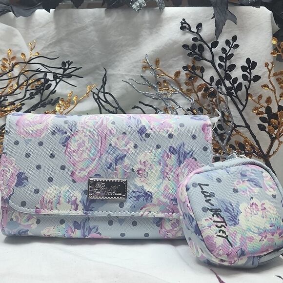 Betsey Johnson Handbags - NWT LUV BETSEY CROSSBODY